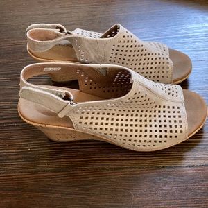 Rockport Brian Perforated Metallic Wedges 5